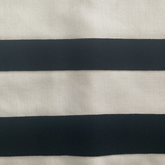 L’atiste high waisted midi skirt m. NWT - Picture 4 of 5